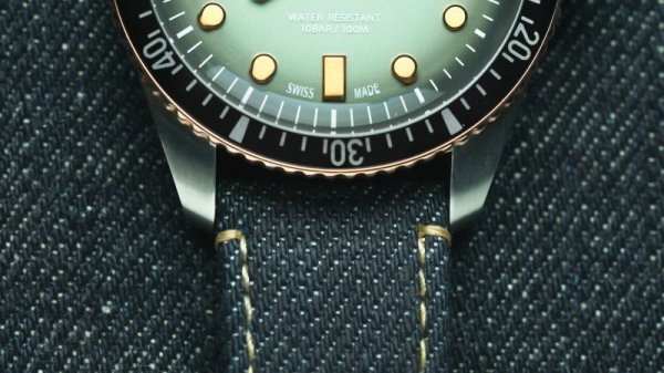 画像3: 腕時計 オリス ORIS×Momotaro 桃太郎ジーンズコラボ ダイバーズ65 機械式自動巻 100m防水 メンズ 73377074337 01 733 7707 4337-Set 正規品 (3)