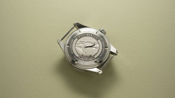 画像2: 腕時計 オリス ORIS 01 751 7761 4187-Set プロパイロット デイト オカバンゴ エアレスキュー リミテッド エディション 2011本 限定 機械式自動巻 メンズ 正規品 (2)
