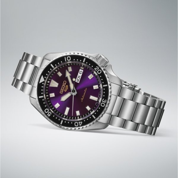 画像4: HDB003J 腕時計 SEIKO 5 SPORTS セイコー 5 スポーツ SKX series メカニカル セイコー創業145周年記念 限定モデル 世界限定：9,999本（うち国内：999本）  自動巻き 手巻き付き 正規品 (4)